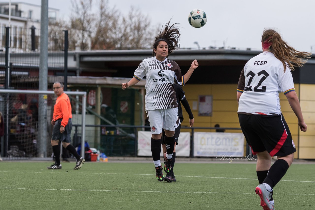 Bild 117 - B-Juniorinnen St.Pauli - C-Juniorinnen SV Steinhorst : Ergebnis: 1:2